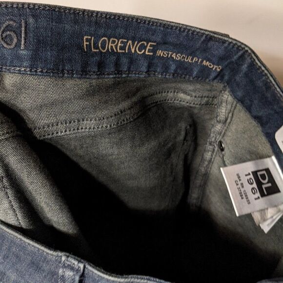 Dl1961 | Florence Instasculpt Moto Jeans - Picture 7 of 10